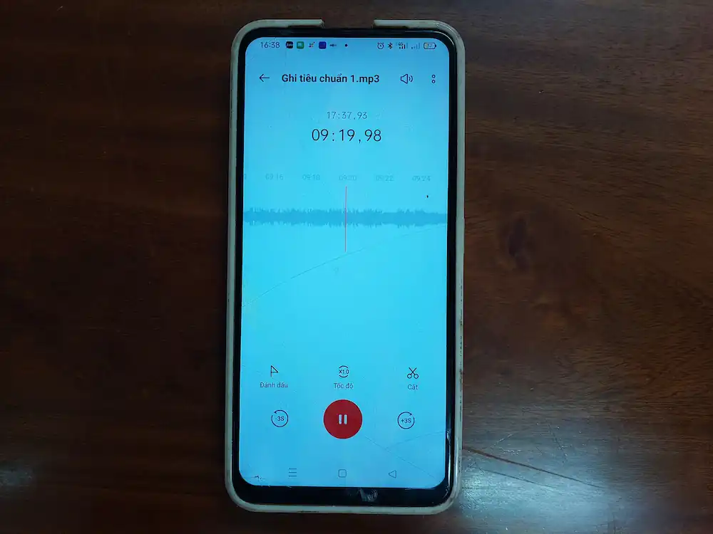 Lập vi bằng file ghi âm Thừa phát lại